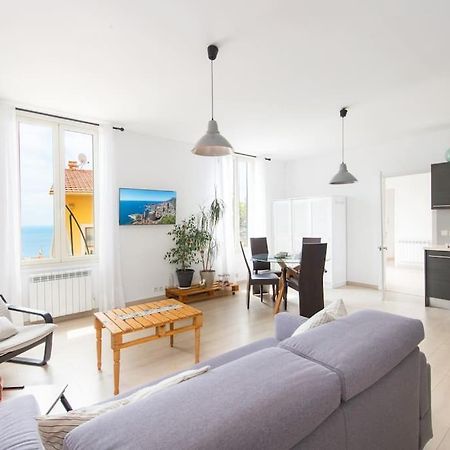 Ferienwohnung Les Lucioles Beausoleil Exterior foto